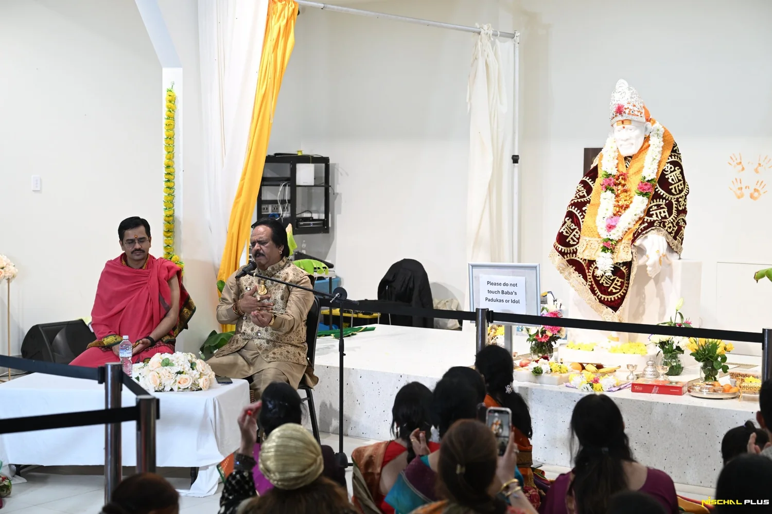 Temple satsang